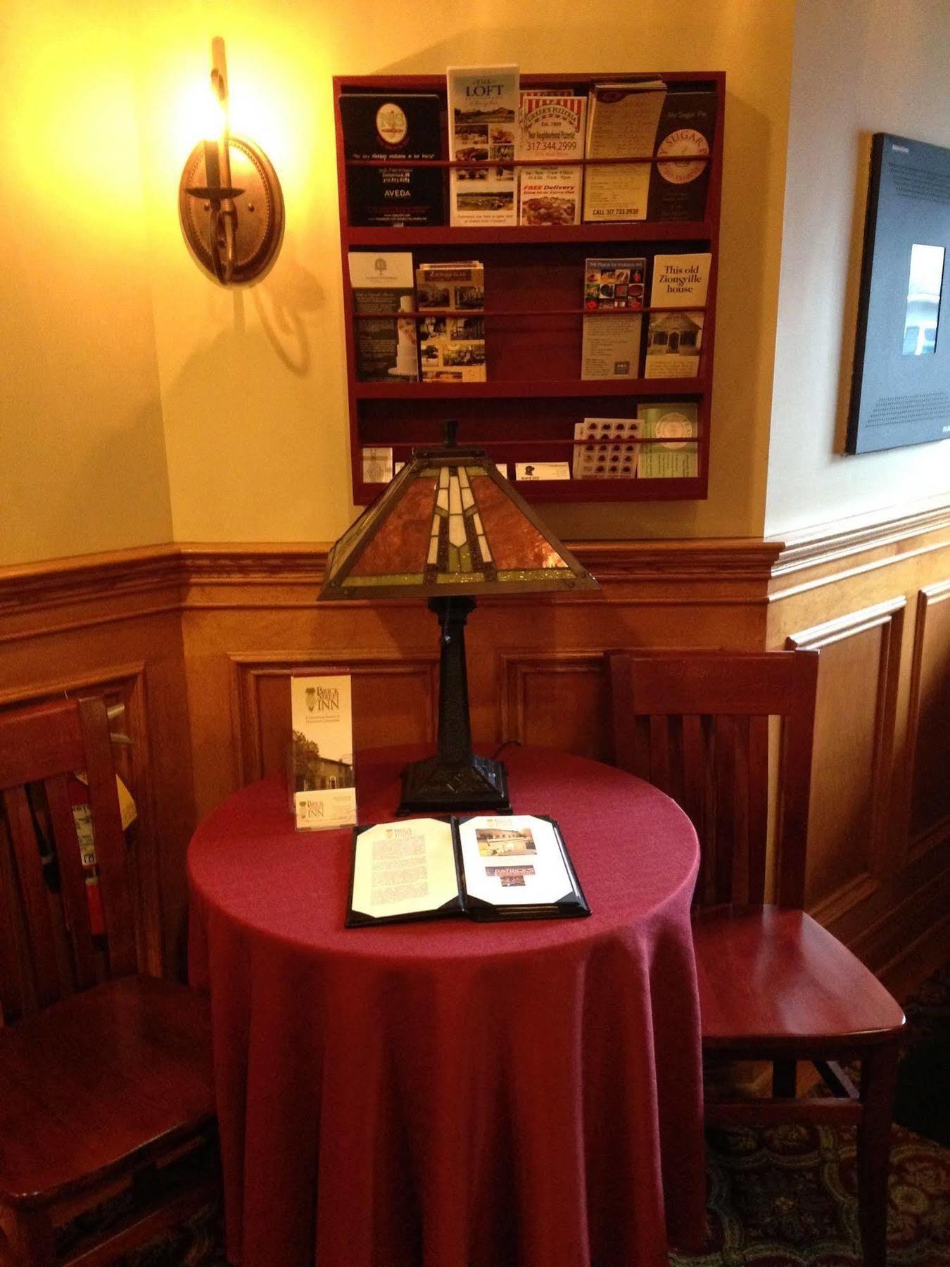Brick Street Inn Zionsville 외부 사진